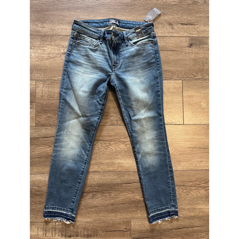 Abercrombie & Fitch Harper Ankle‎ Low Rise Frayed Hem Size 2S NWT
